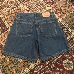 Vintage Levi’s 550 High Waisted Jean Shorts